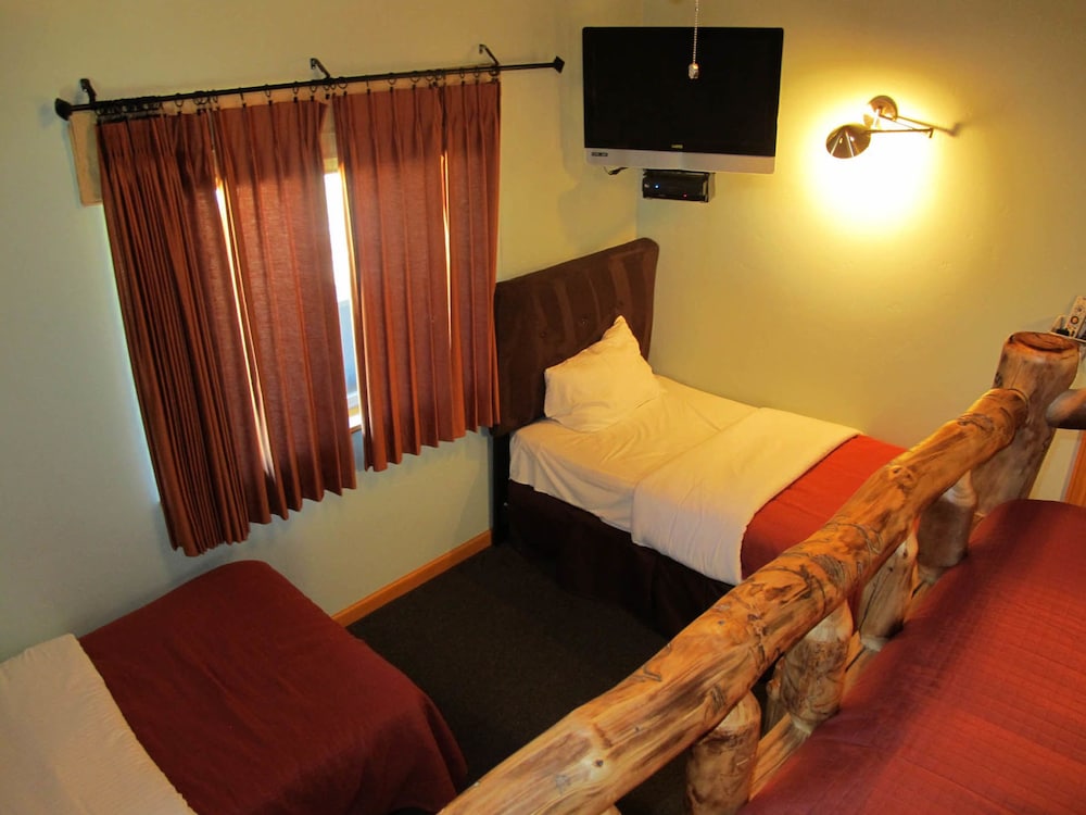 Convict Lake Resort - photo 12