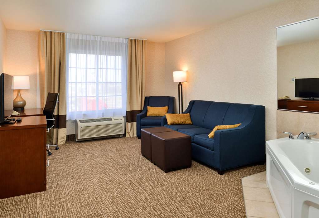 Comfort Inn & Suites Madison North - photo 14