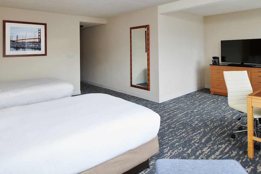 DoubleTree by Hilton Hotel Berkeley Marina - photo 7