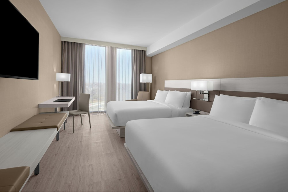 AC Hotel by Marriott Washington DC Capitol Hill Navy Yard - photo 9