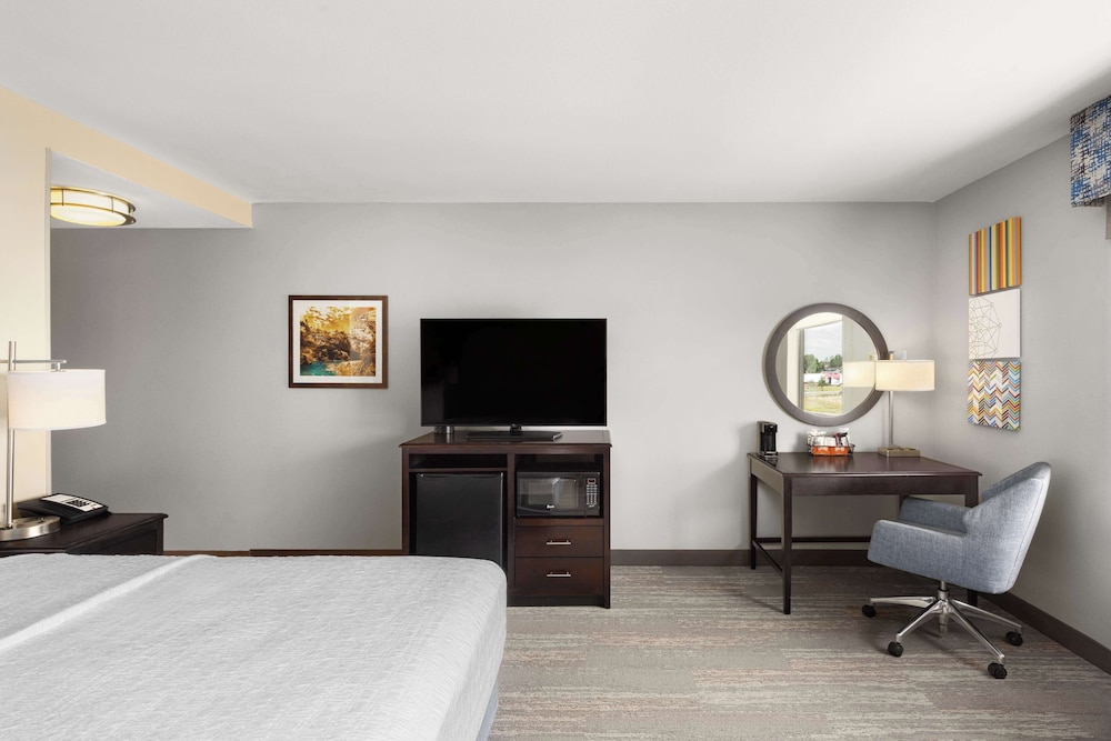 Hampton Inn & Suites Douglas - photo 9