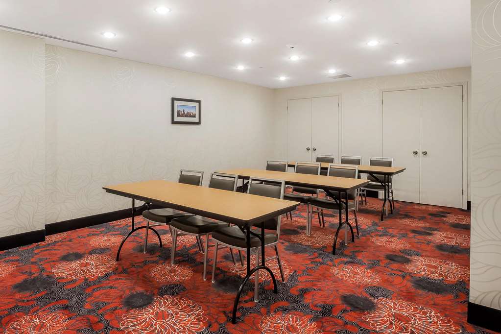 Comfort Inn & Suites near Stadium - photo 47