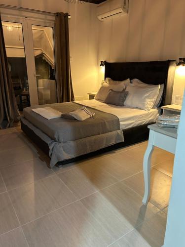 Kaviroshome in Pefki, Greece