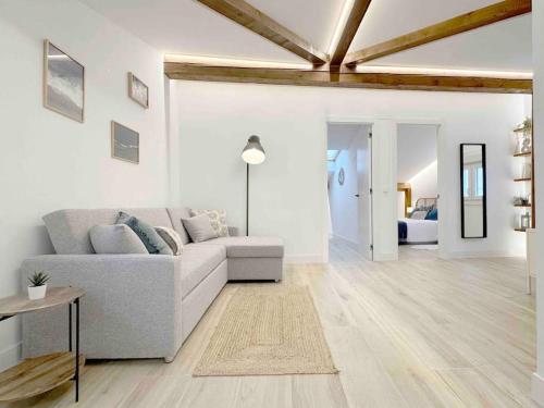 Atico Con Encanto En El Puerto — Castro Urdiales