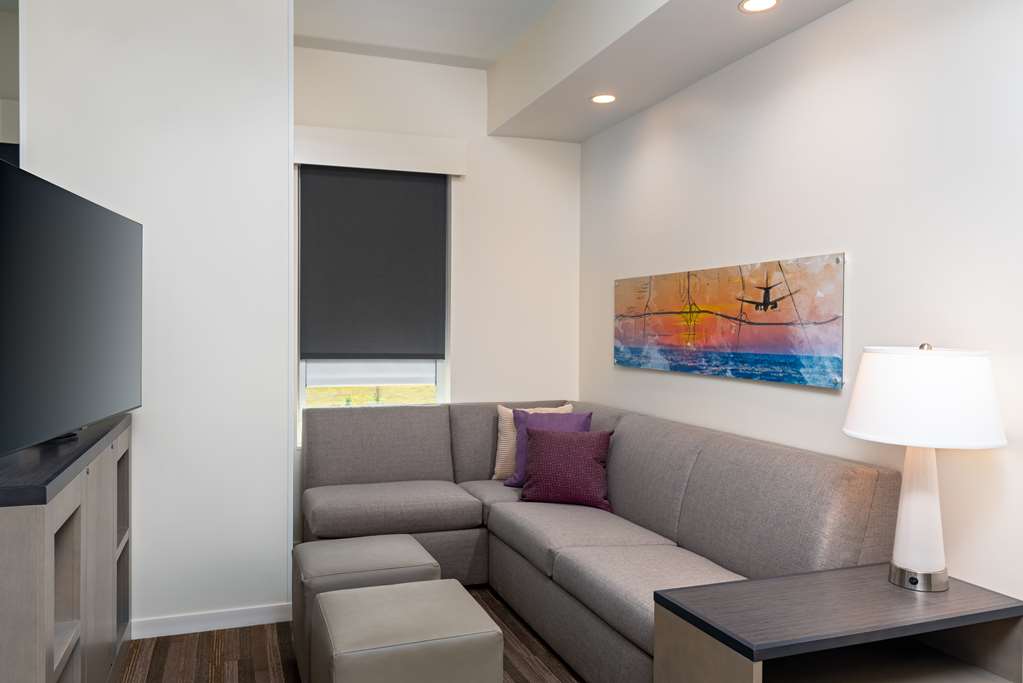Hyatt House Orlando Airport - photo 25