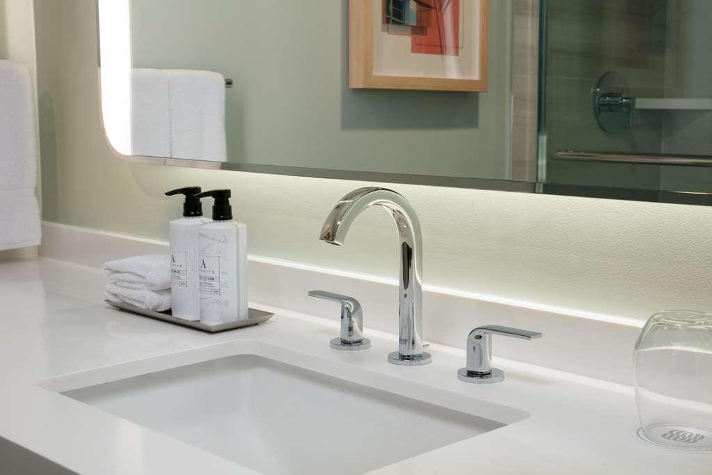 Sonesta Miami Airport - photo 28