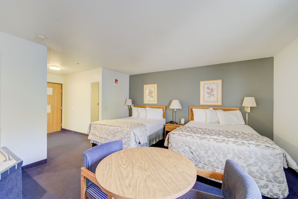 Capital O Amerihost Inn and Suites Fulton Hwy 54 MO - photo 24