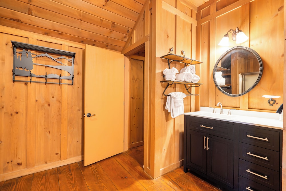 Cabins at Green Mountain Trademark Collection by Wyndham - photo 44
