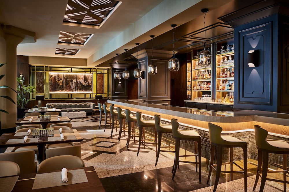 Atheneum Suite Hotel - photo 12