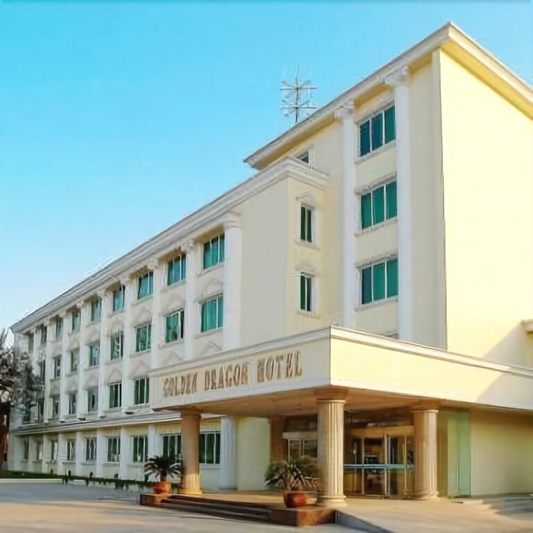 Golden Dragon Hotel - carbon neutral hotel in Xinxiang