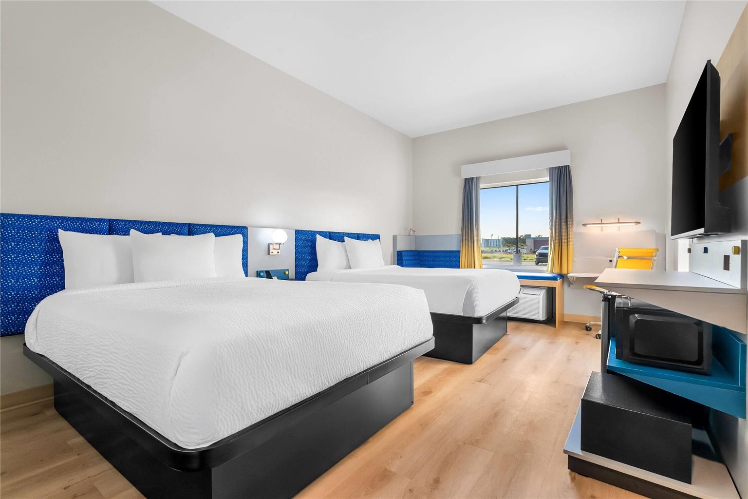 Microtel Inn and Suites by Wyndham Prattville Montgomery - photo 23