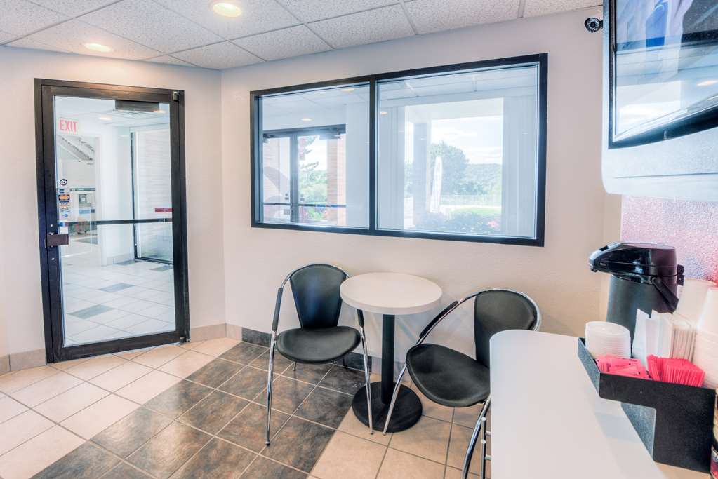 Motel 6 Niantic CT New London - photo 30