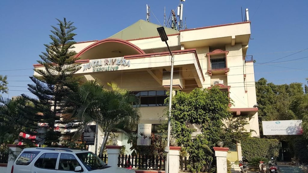 Hotel Riviera Executive — Aurangabad — photo 2