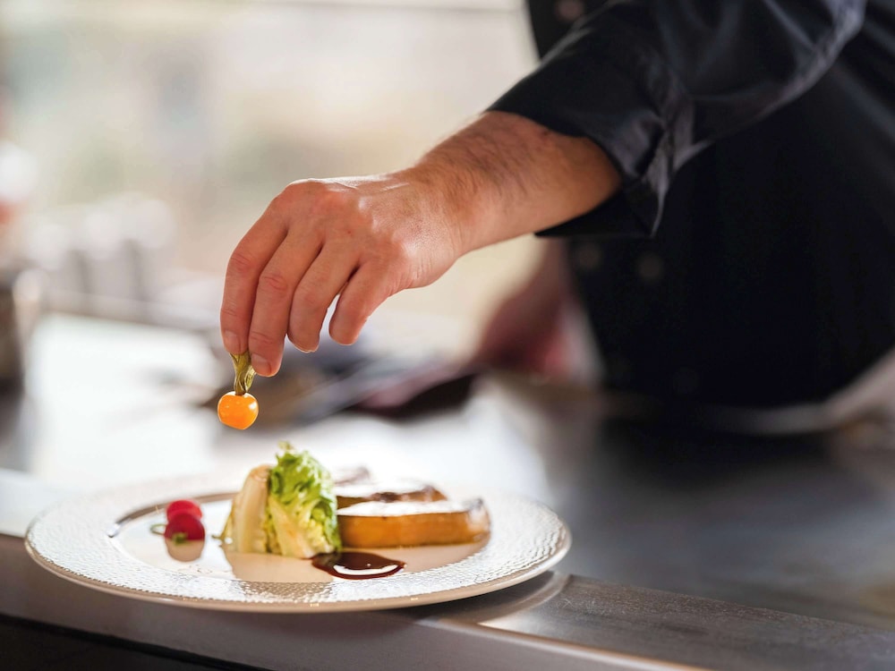 מזון ומשקאות