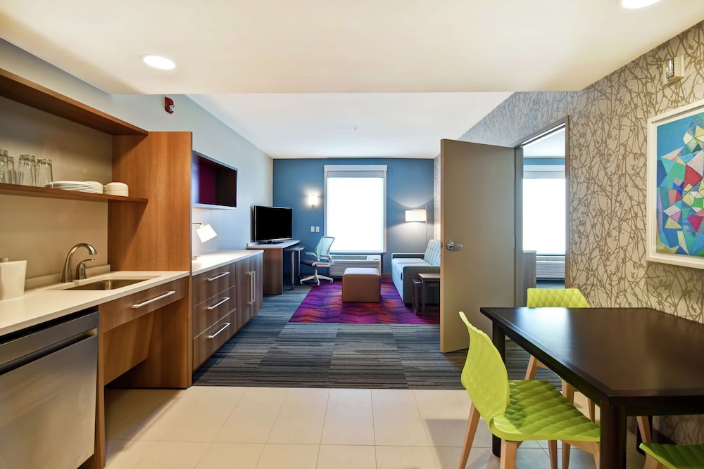 Home2 Suites by Hilton Terre Haute - photo 12