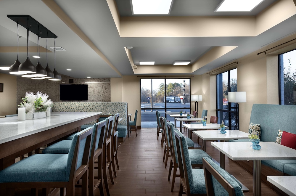 Hampton Inn Greenville Travelers Rest - photo 3