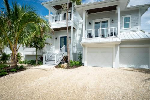 Feelin' Beachy - photo 3