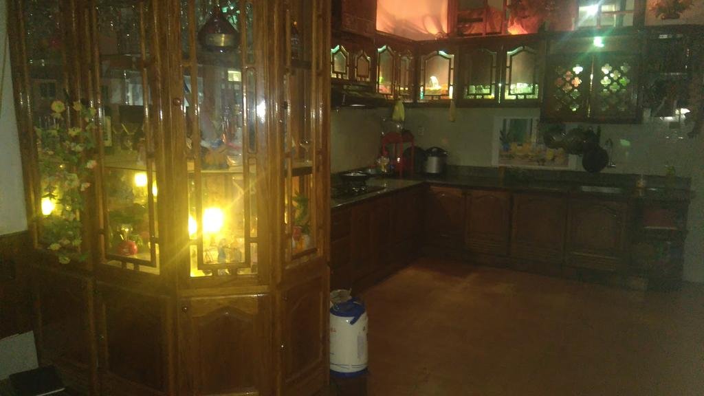 Hoa Phuong Guesthouse — 4-Star Luxury Hotel in Dong Ha, Vietnam