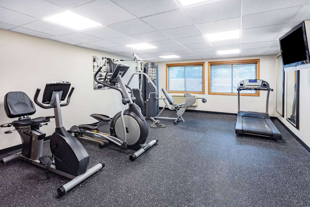 Baymont by Wyndham Brooklyn Center - photo 11