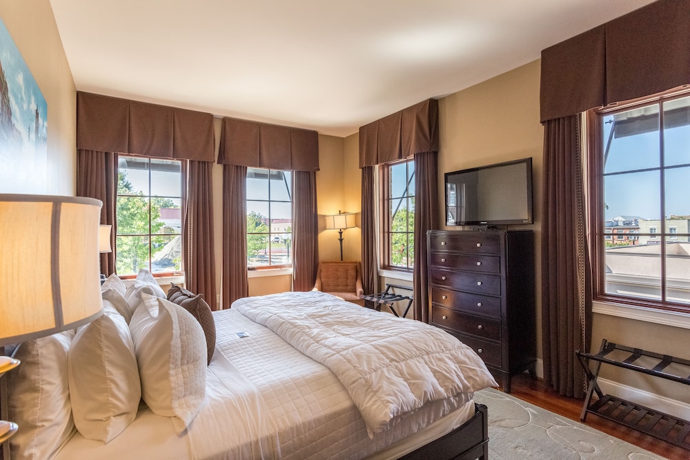 The Bleckley Inn - photo 6