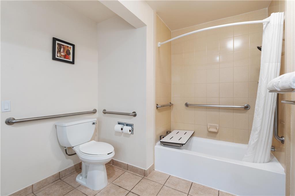 Best Western San Diego Miramar Hotel - photo 25