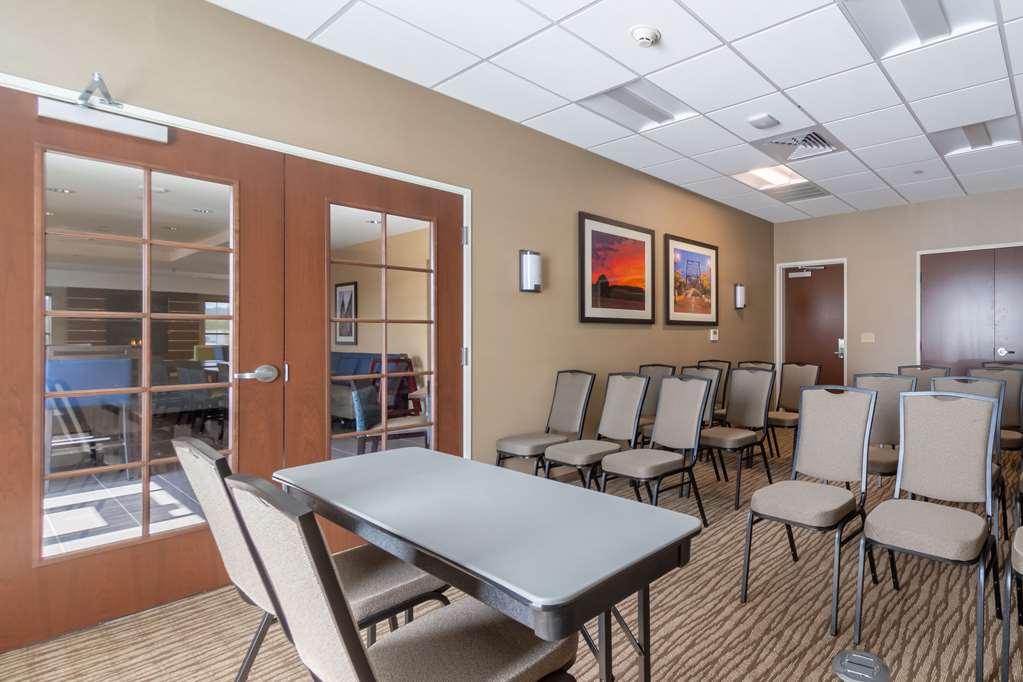 Comfort Inn & Suites Harrisburg Airport Hershey South - photo 29