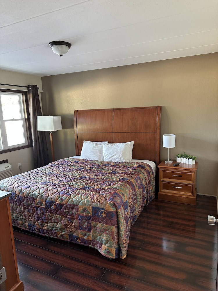 All Star Inn & Suites - photo 218