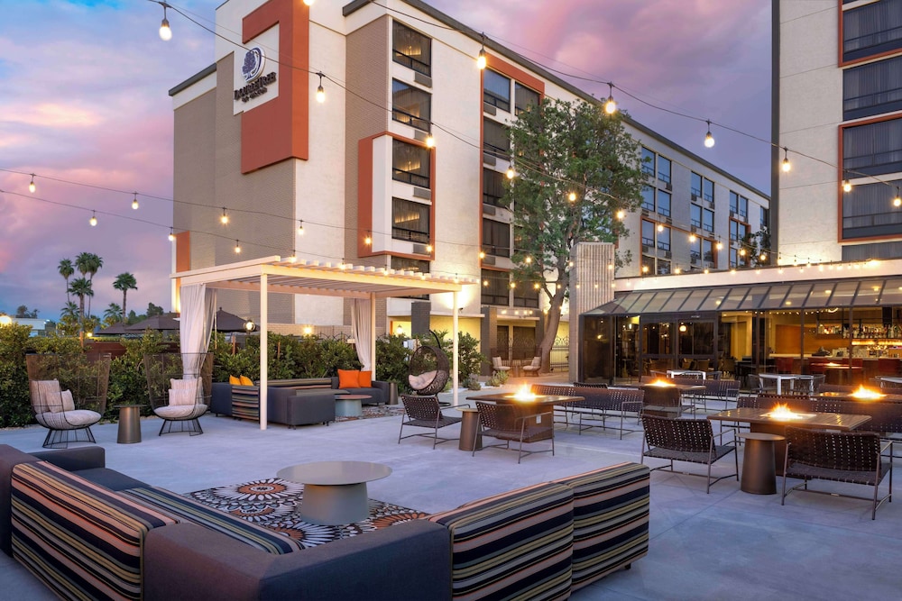 DoubleTree by Hilton Hotel San Bernardino - photo 51