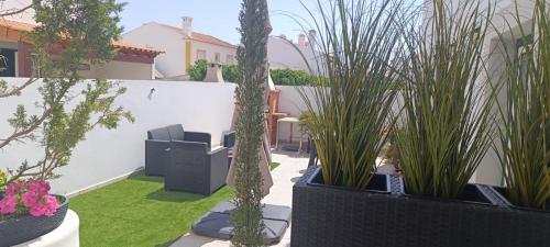 Casa Dos 2 Pátios By Stay In Alentejo — 4-Star Luxury Hotel in Vila Nova De Milfontes, Portugal