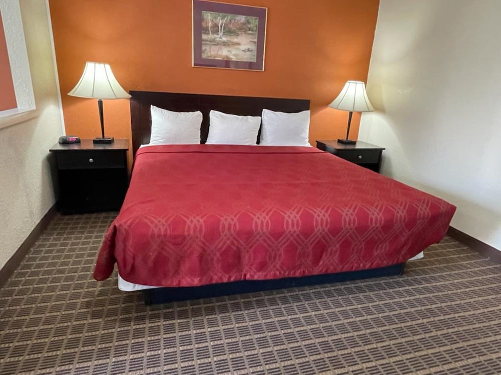 Knights Inn By Capital O Emporia I 35 - photo 15