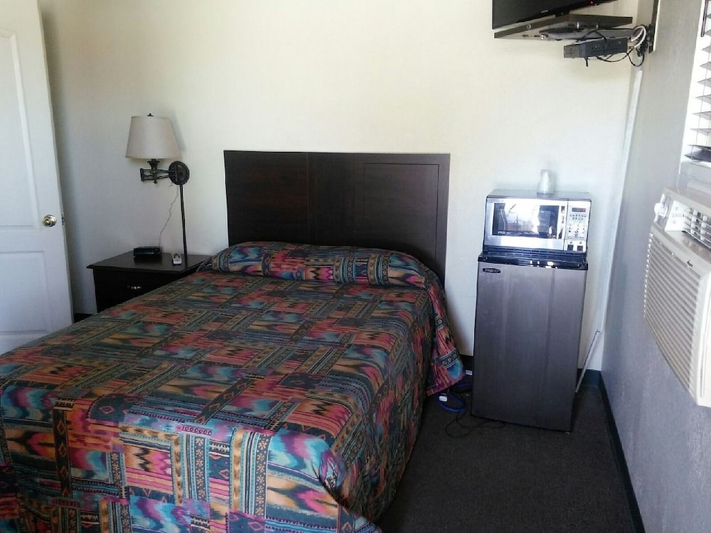 Motel 66 - photo 4