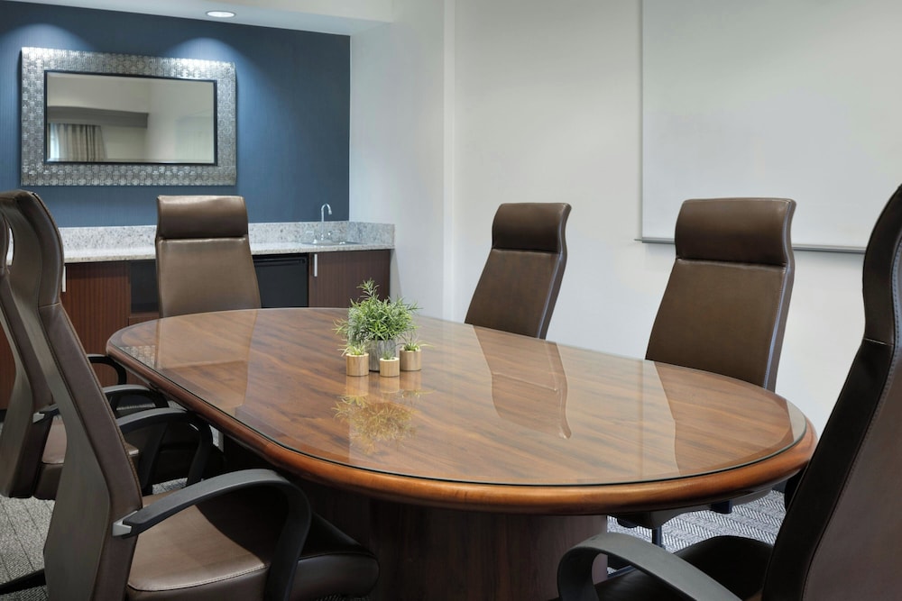 Courtyard by Marriott Springfield Airport - photo 45