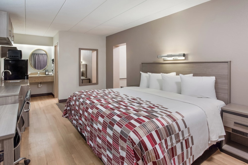 Red Roof Inn Philadelphia Trevose - featured photo