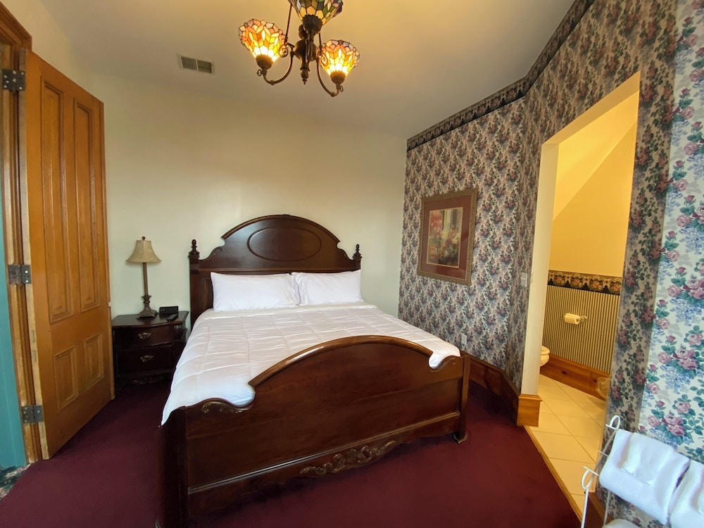 Decker Hotel - photo 13