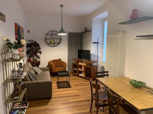 Piazza Volta Apartment — 4-Star Luxury Hotel in Como, Italy