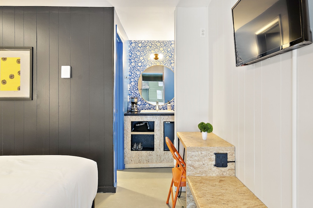 The Brooks Motel - photo 6