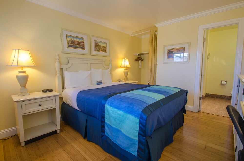 Continental Inn - photo 7