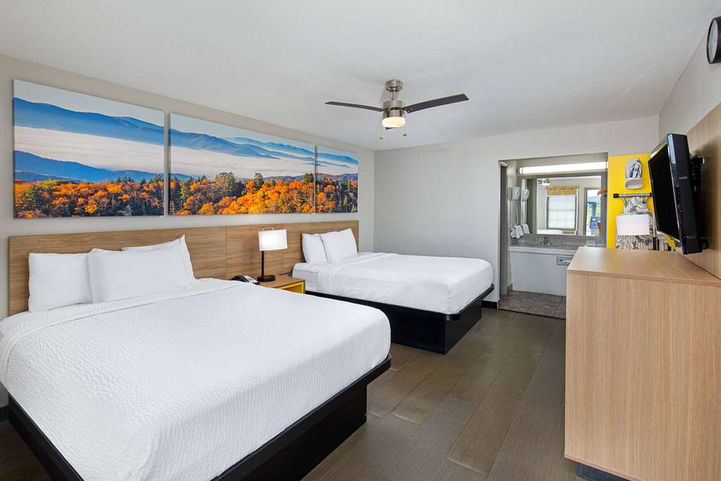 Days Inn by Wyndham Holladay - photo 17