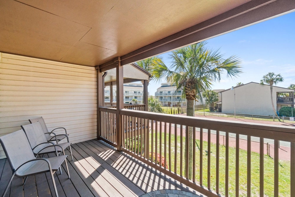 Portside Resort Pet Friendly Rentals by Panhandle Getaways - photo 72