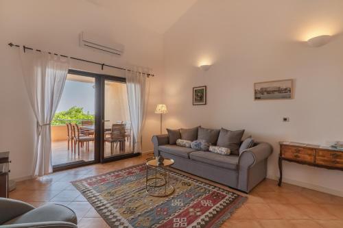 House Ruzmarin — 4-Star Luxury Hotel in Kastelir, Croatia
