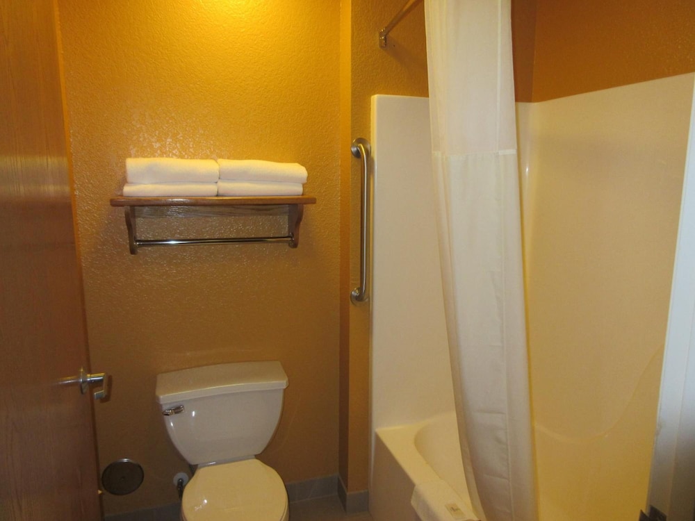 Parkfield Inn - photo 25