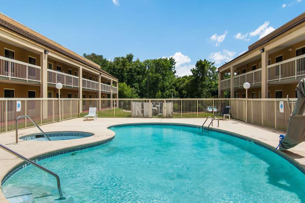Suburban Studios Hotel Kingsland Near I 95 - photo 22