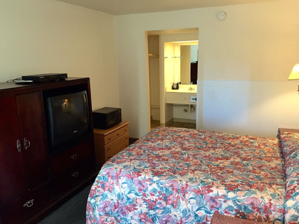 Jasmine Garden Inn - photo 13