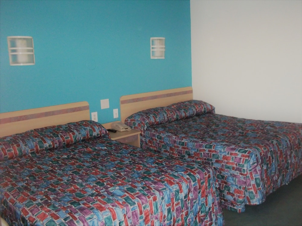 Skyline Inn - photo 6