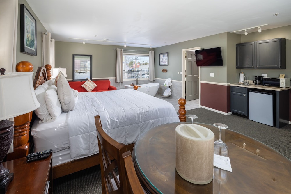 Old Harbor Inn - photo 202