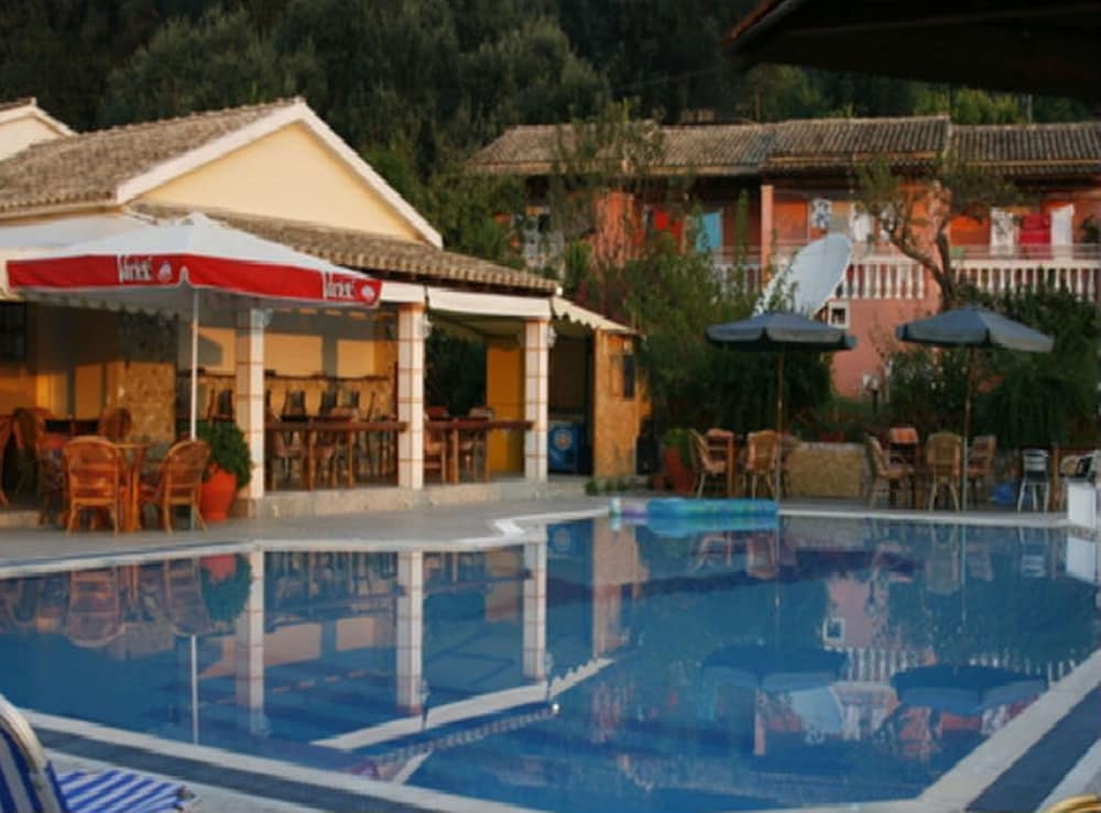 Corfu Village Studios - carbon neutral hotel in Corfu