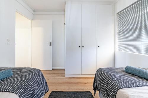 Luxury Beachfront Apartment in Blouberg 304 The Waves
