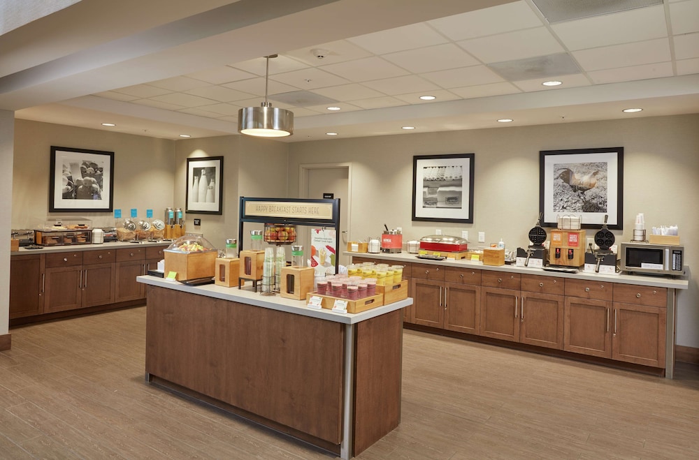 Hampton Inn & Suites Sacramento at Csus - photo 47