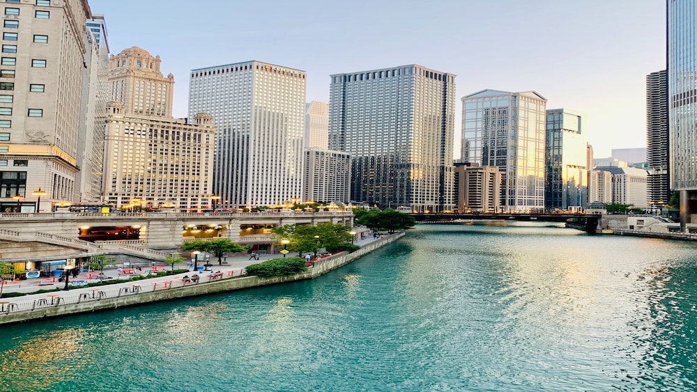 voco Chicago Downtown Riverwalk by IHG - photo 215