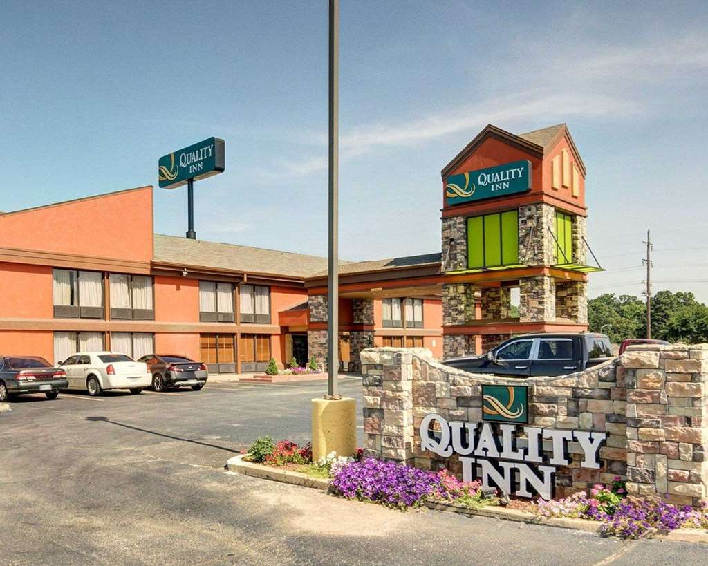 Quality Inn - carbon neutral hotel in Fort Smith